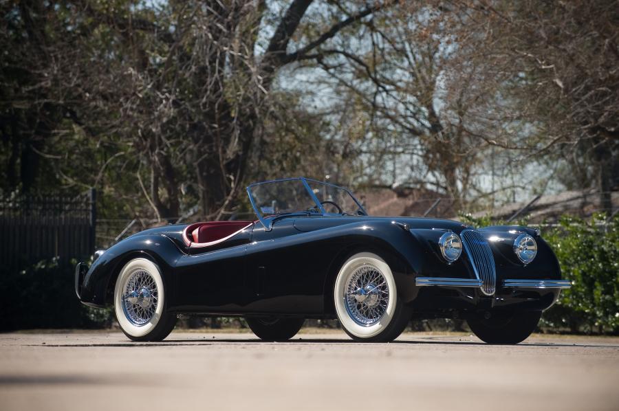  Jaguar XK120 Roadster 1953 года  (фото 1 из 9)